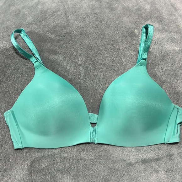 Victorias Secret Teal Bra and Pantie - Picture 6 of 8